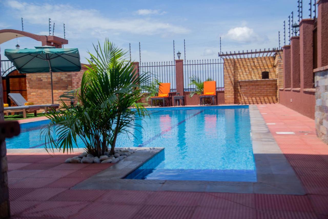 Savannah Suites Lubowa Εξωτερικό φωτογραφία